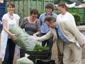 14 juni 2011 - 
De intercommunale Verko geeft het startschot voor de taxusinzameling.